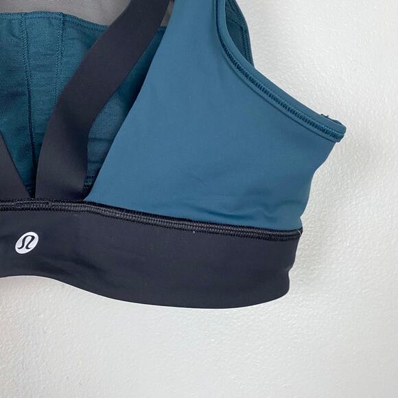 Lululemon Run The Day Bra‎ Submarine Black Nulux Deep V Back Mesh Panel Size 10 - Picture 8 of 9